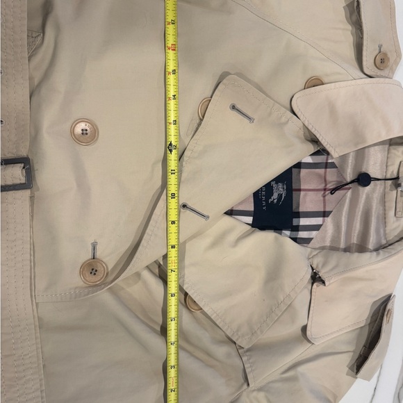 Burberry Light Tan Trench Coat - Picture 3 of 11